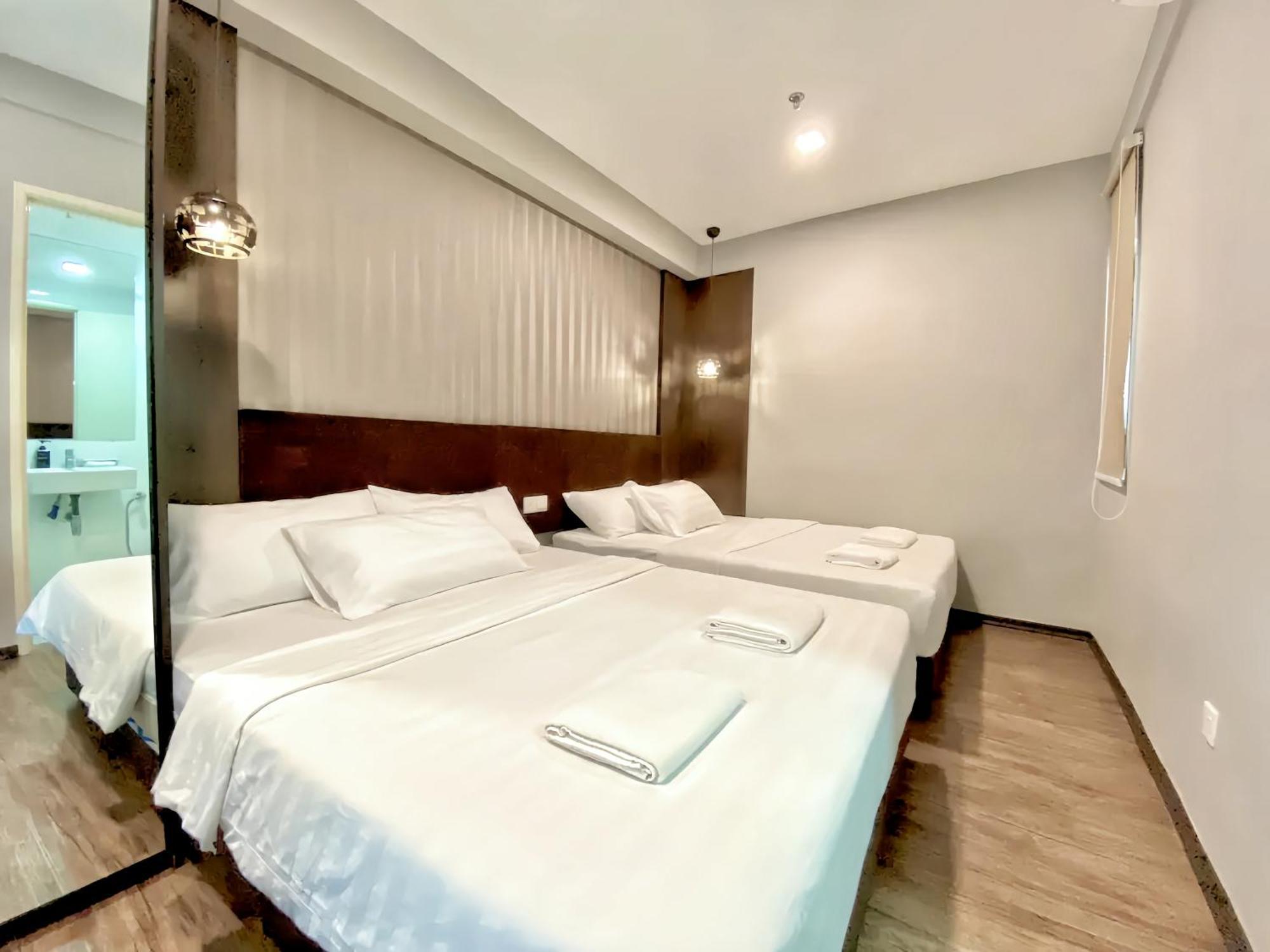 ג'ורג' טאון Maritime Seaview Suites Penang מראה חיצוני תמונה