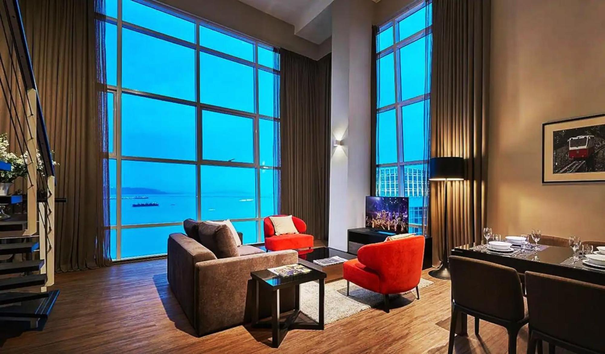 ג'ורג' טאון Maritime Seaview Suites Penang מראה חיצוני תמונה